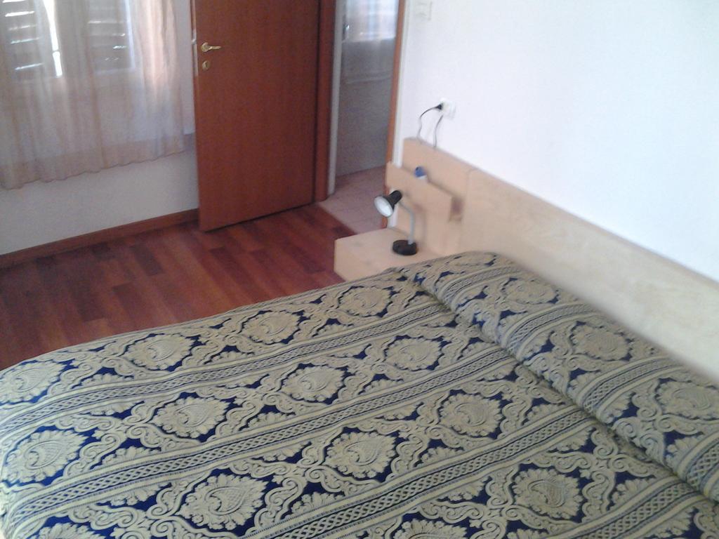 Hotel Perla Bologna Luaran gambar