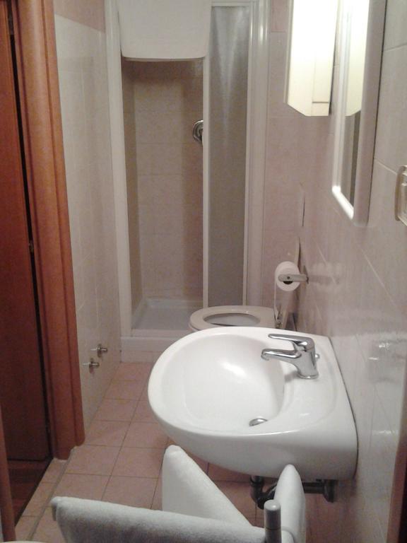 Hotel Perla Bologna Luaran gambar