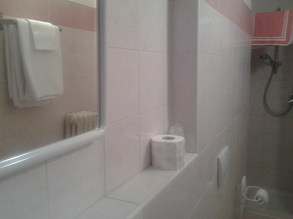 Hotel Perla Bologna Luaran gambar
